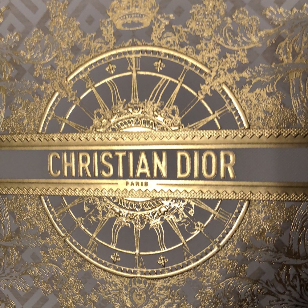 Dior Gift Box - Picture 4 of 8